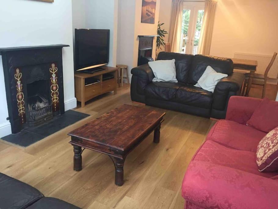 Spacious 5 Large Bedroom Victorian House - Beach 2 Miles Poole Eksteriør bilde